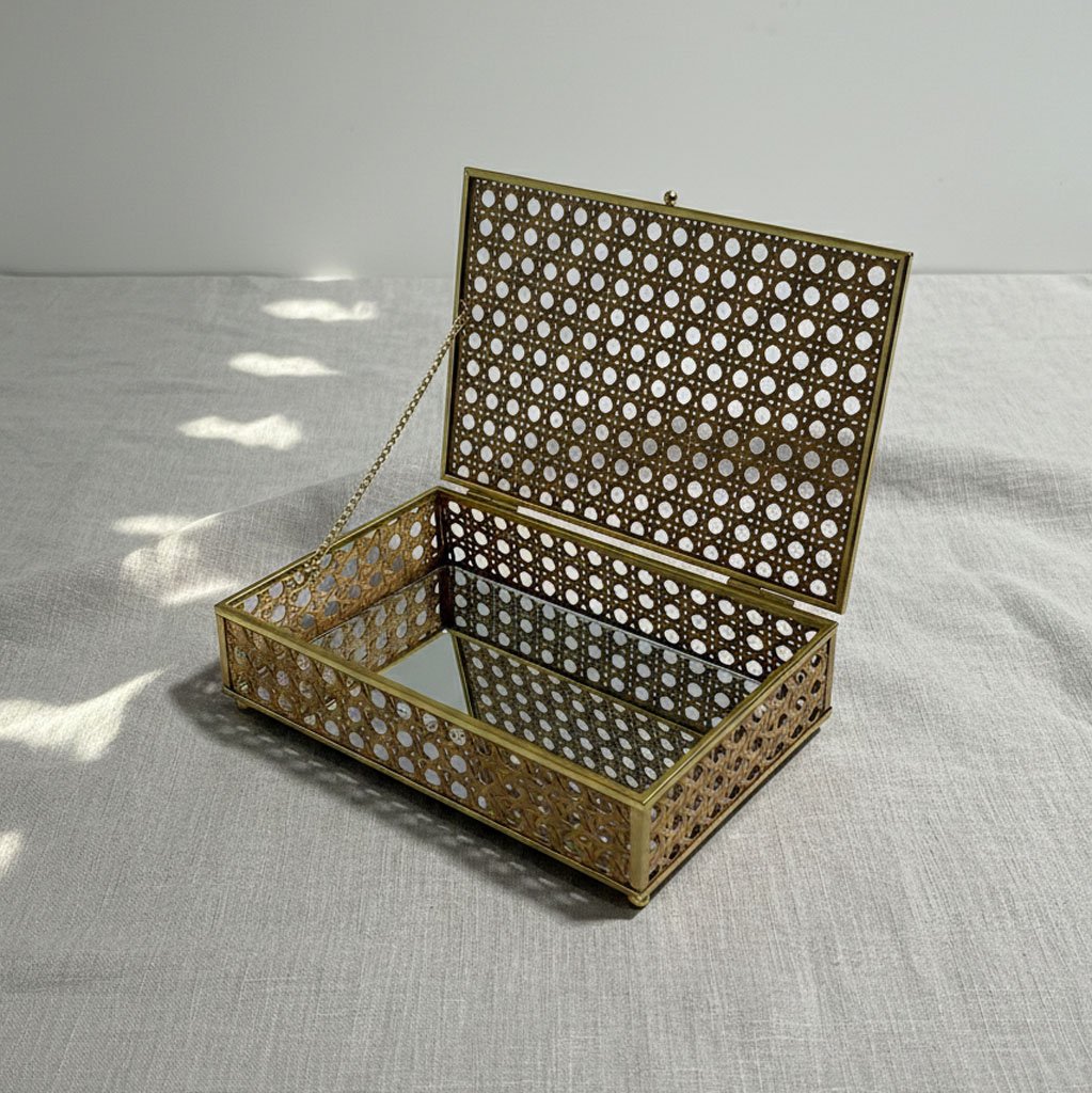 Vintage Rectangular Gold Metal Jewelry Box with Natural Rattan Weave Detail - Image 7