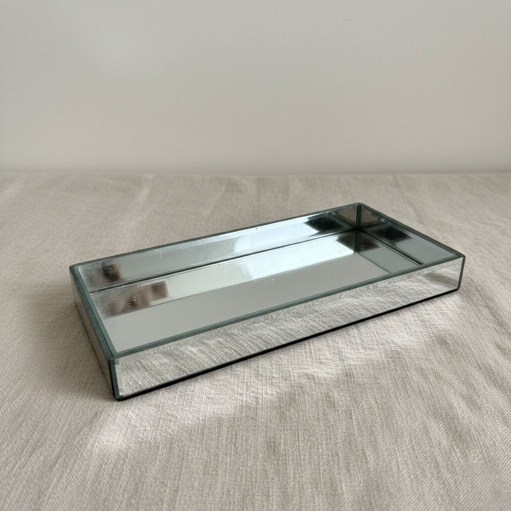 Modern Rectangular Full-Mirrored Glass Vanity Tray – Elegant Decorative Organizer for Perfume, Jewelry, and Home Decor - Image 3