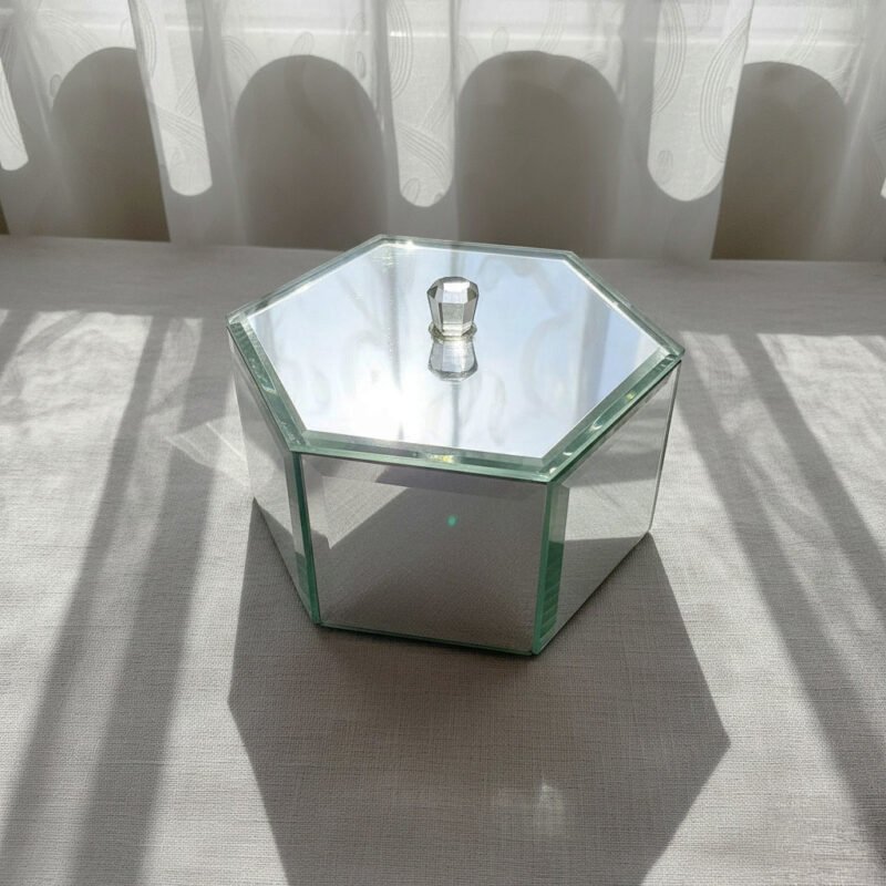 hexagon-cup-shaped-mirrored-jewelry-box-with-lid